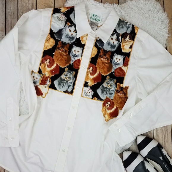 Quacker Factory Tops - NWT Quacker Factory Embroidered Cat Applique Shirt